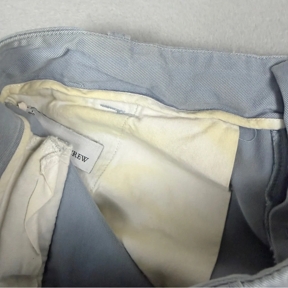 J.Crew Women’s Gray Chino Shorts Size 2 Mid Rise